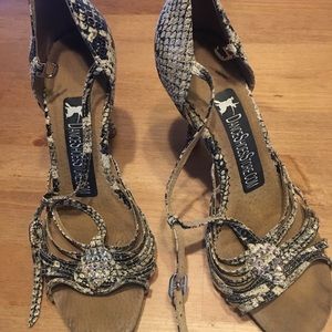 Ladies Leather Snake Pattern Latin Dance Shoes